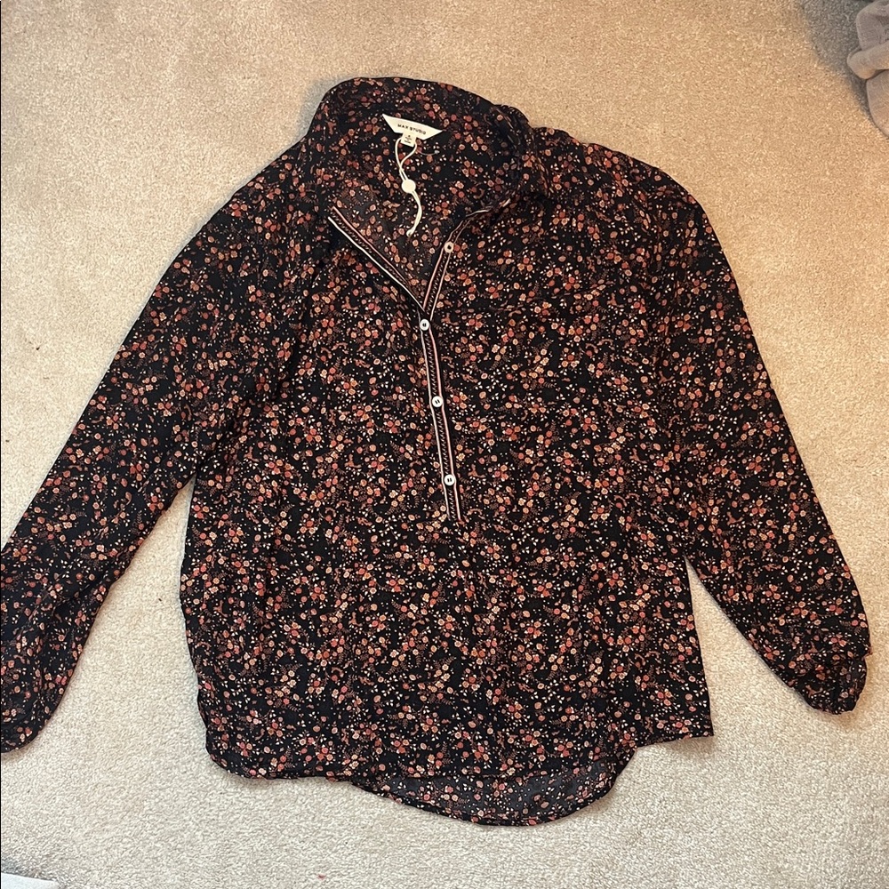 Max Studio Black and Red Floral Top
